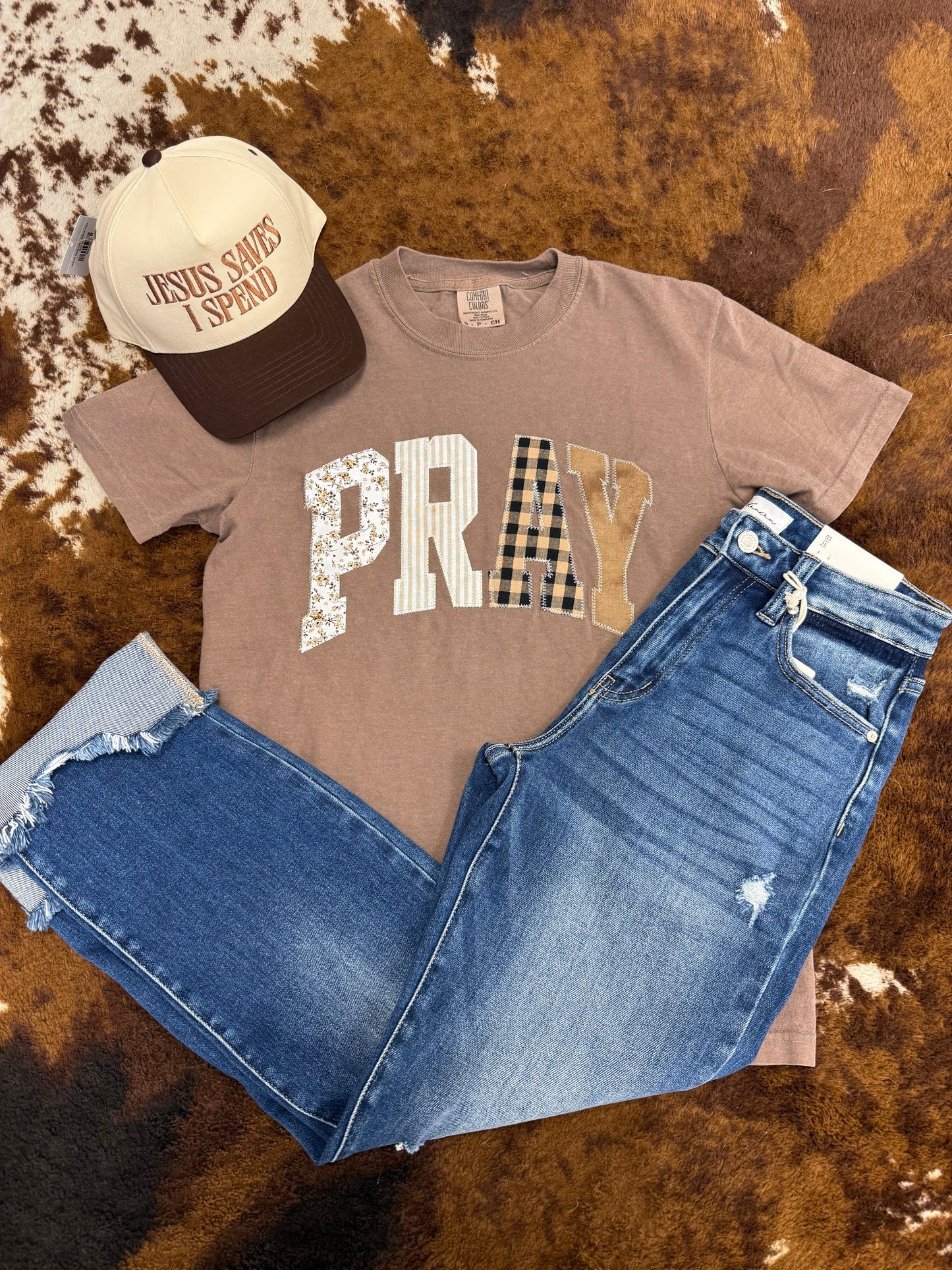 Pray Tee