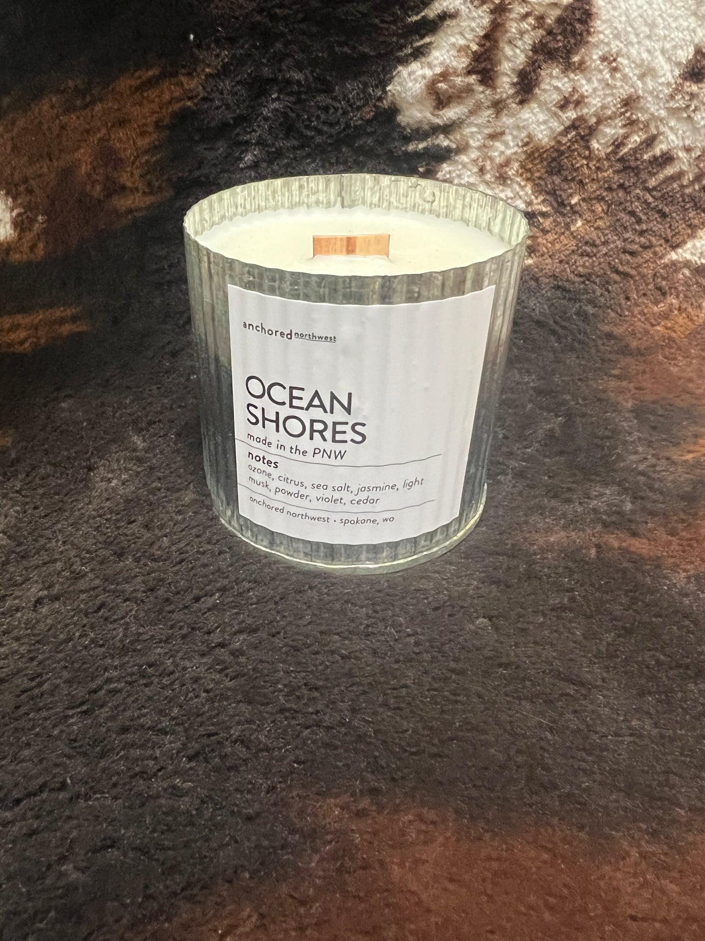 Ocean shores candle